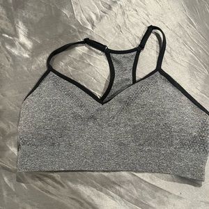 New Without Tags Hylete Women’s Grey Spaghetti Strap Sports Bra (NWOT)